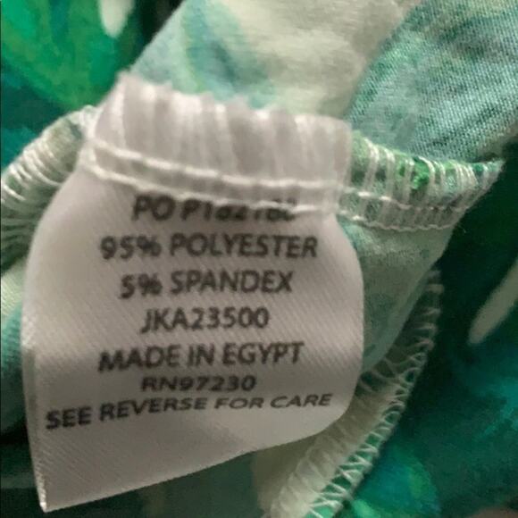 NWT ALMOST FAMOUS GREEN & WHITE TOP Size S‎ - Picture 6 of 6